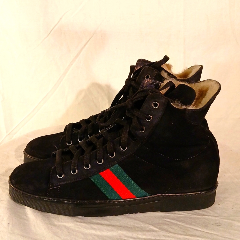 🔥 🔥 Like New Gucci Black Suede & Fur High Top Booties - Picture 3 of 16